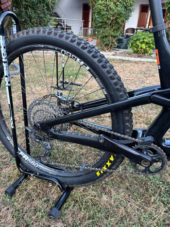 Brugt Canyon Torque Mullet CF 8 2022 2022 Mountainbike — billede 2 af 9