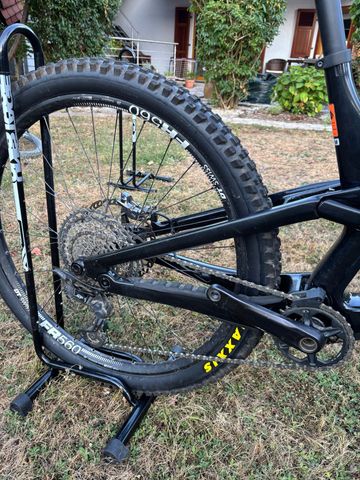 Used Canyon Torque Mullet CF 8 2022 2022 Mountainbike, Black, 29, 27.5 — image 2 of 9