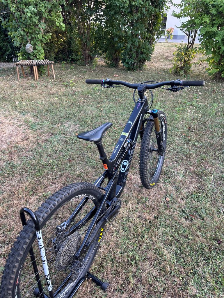 Brugt Canyon Torque Mullet CF 8 2022 2022 Mountainbike — billede 9 af 9