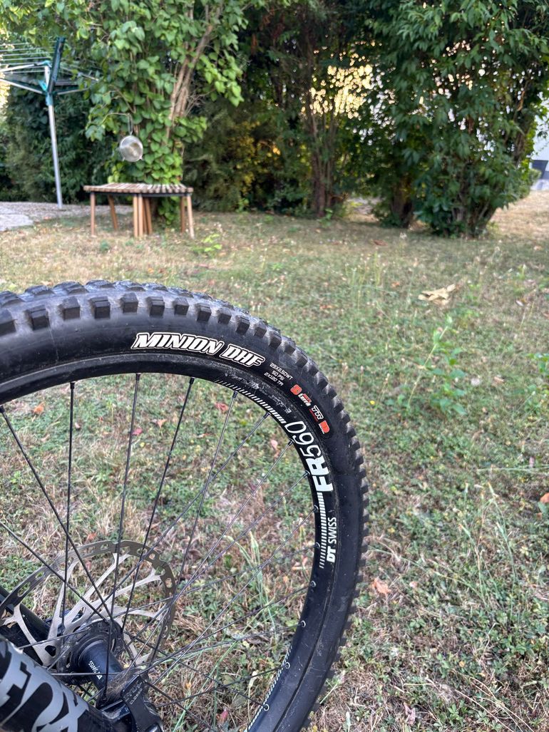Brugt Canyon Torque Mullet CF 8 2022 2022 Mountainbike — billede 7 af 9