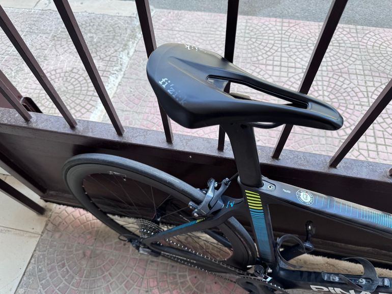 Brugt Pinarello gan s Custom Shimano Ultegra 2018 Road & Gravel — billede 11 af 15