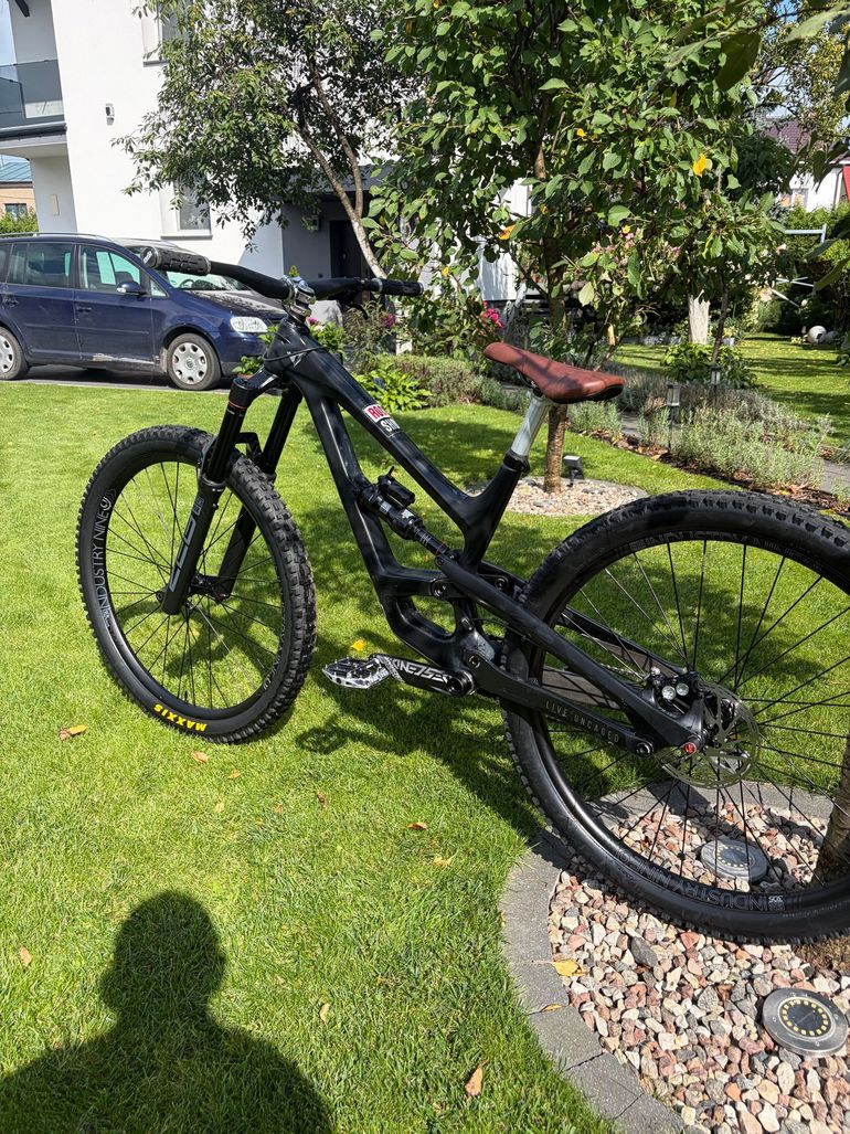Used YT Industries Capra Other 2020 Mountainbike, Black — image 2 of 9