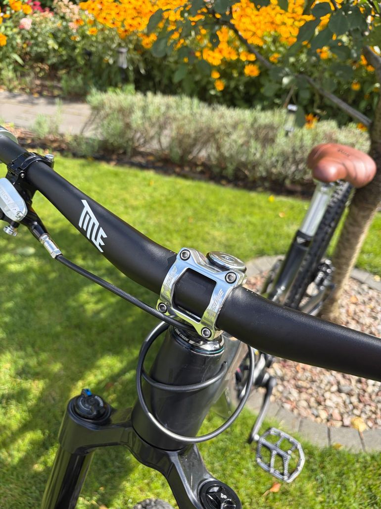 Used YT Industries Capra Other 2020 Mountainbike, Black — image 7 of 9