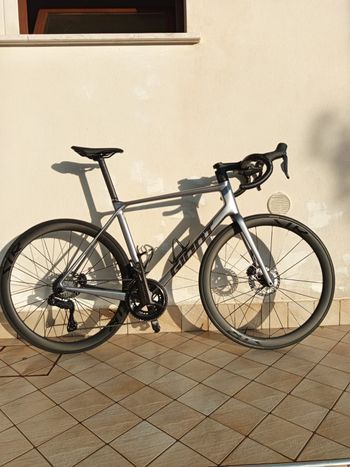 Giant TCR Advanced Pro 0 Di2 2025 2025 Road & Gravel d'occasion