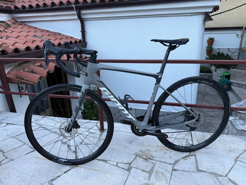 Used Giant Defy Advanced 2 2020 2020 Road & Gravel