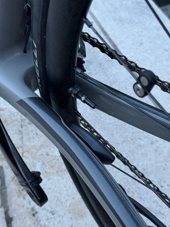 Giant Defy Advanced 2 2020 2020 Road & Gravel usato, Grigio chiaro — immagine 3 di 5