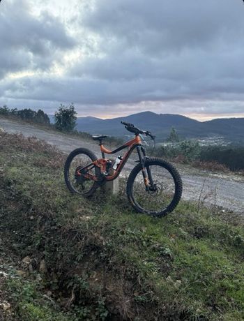 Brugt Giant Reign 1 2019 2019 Mountainbike — billede 1 af 4