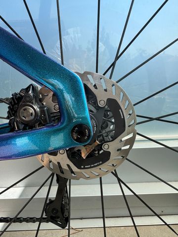 Used Canyon Aeroad CFR Di2 2025 2025 Road & Gravel, Blue — image 10 of 15