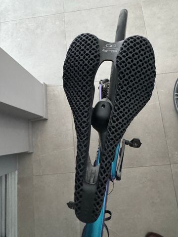 Used Canyon Aeroad CFR Di2 2025 2025 Road & Gravel, Blue — image 6 of 15