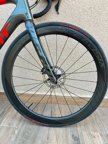 Giant Defy, Advanced Pro 2 2021 2021 Road & Gravel usato, Grigio chiaro — immagine 3 di 3