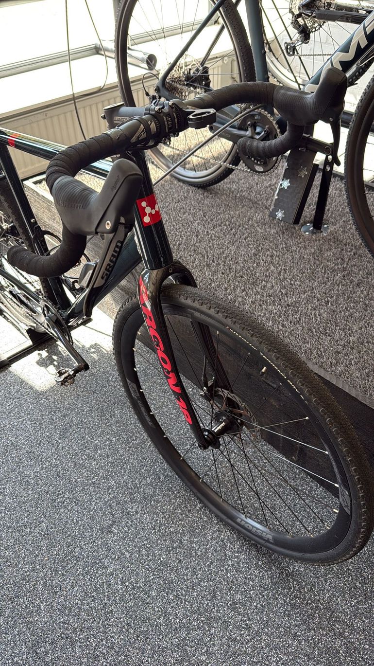 Argon Custom SRAM Rival eTap AXS 2024 Road & Gravel usato, Verde — immagine 9 di 9