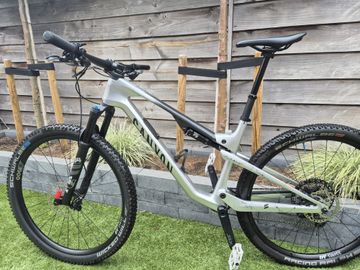 Brugt Canyon Lux Trail CF 7 2024 2024 Mountainbike — billede 2 af 13
