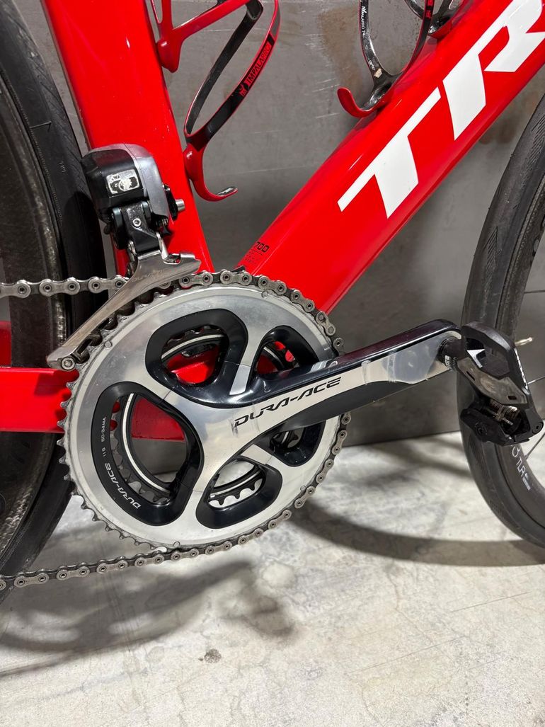 Used Trek Madone 9.9 2017 2017 Road & Gravel, Red — image 5 of 7