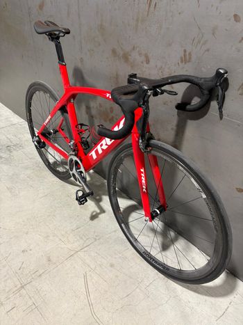Used Trek Madone 9.9 2017 2017 Road & Gravel, Red — image 2 of 7
