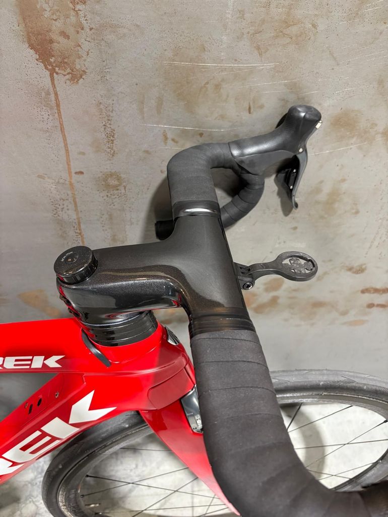 Used Trek Madone 9.9 2017 2017 Road & Gravel, Red — image 3 of 7