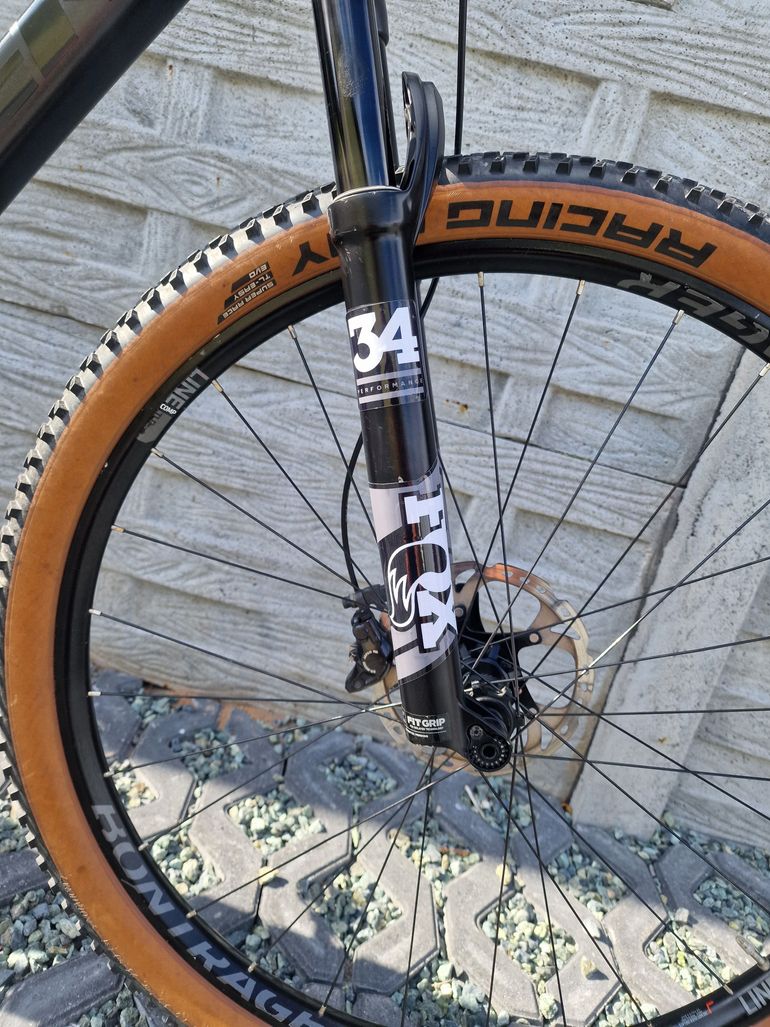 Brugt Trek Fuel EX 9.8 27.5 Plus 2017 2017 Mountainbike — billede 3 af 9