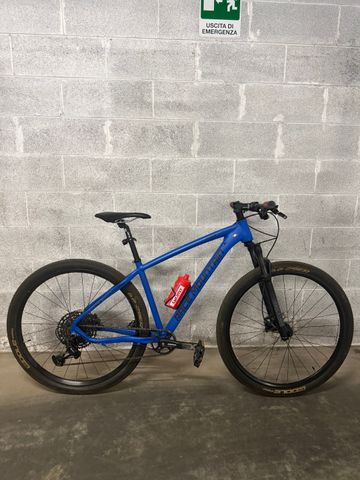 RACE MOUNTAIN R29 Alloy 2021 MTB d'occasion
