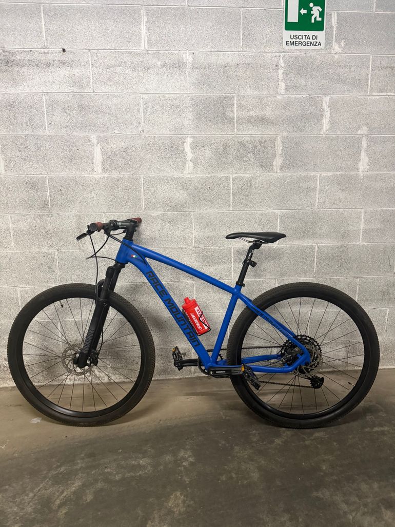 RACE MOUNTAIN R29 Alloy 2021 Mountainbike de segunda mano, Azul — imagen 2 de 4