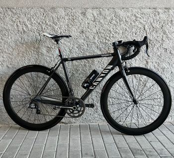Canyon Ultimate Campagnolo Chorus 2017 Road & Gravel usato, Nero — immagine 5 di 23