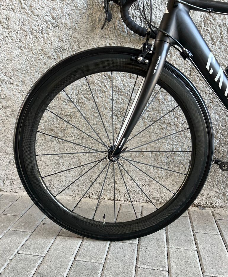 Canyon Ultimate Campagnolo Chorus 2017 Road & Gravel usato, Nero — immagine 12 di 23