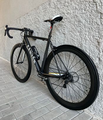 Canyon Ultimate Campagnolo Chorus 2017 Road & Gravel usato, Nero — immagine 3 di 23