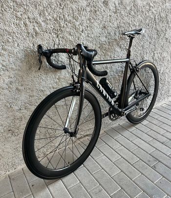 Canyon Ultimate Campagnolo Chorus 2017 Road & Gravel usato, Nero — immagine 1 di 23