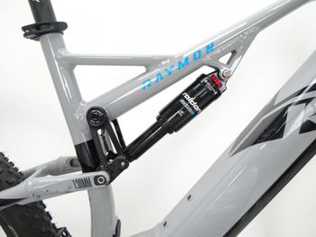 Gebrauchtes R RAYMON FullRay 130E 5.0 2022 2022 Mountainbike, Hellgrau, 29 — Bild 6 von 14