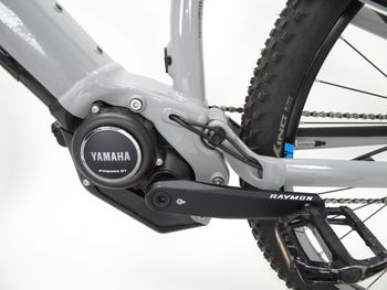 Gebrauchtes R RAYMON FullRay 130E 5.0 2022 2022 Mountainbike, Hellgrau, 29 — Bild 13 von 14