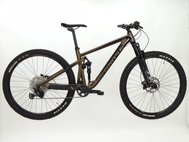 Käytetty Ghost Riot Trail AL Essential 2024 2024 MTB