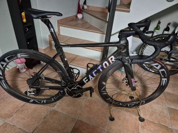Used Factor OSTRO VAM - SRAM Red w/ Power Meter 2026 2026 Road & Gravel
