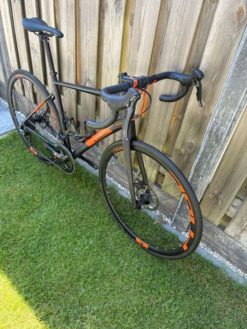 Used CUBE ATTAIN PRO 2020 2020 Road & Gravel, Black — image 2 of 5