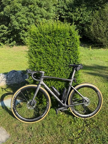 Tweedehands Specialized Tarmac SL7 Comp - Shimano 105 Di2 2024 2024 Road & Gravel