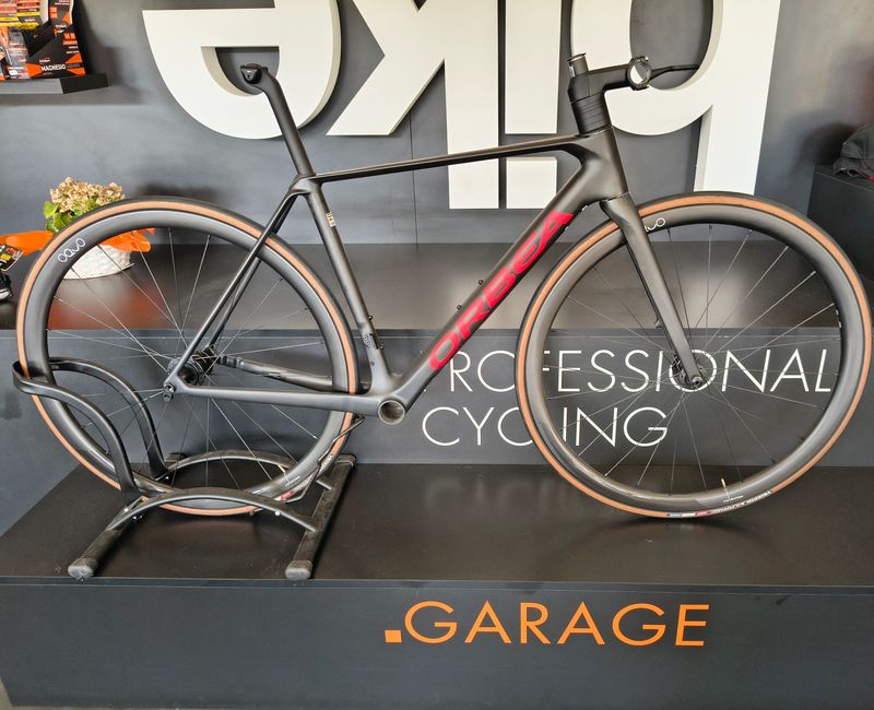 Použité Orbea Orca OMR 2026 Frameset 2026 Road & Gravel