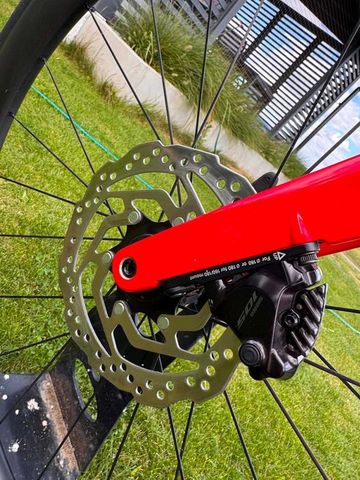 Brugt Sensa Giulia GF 105 Di2 2025 2025 Road & Gravel — billede 5 af 5