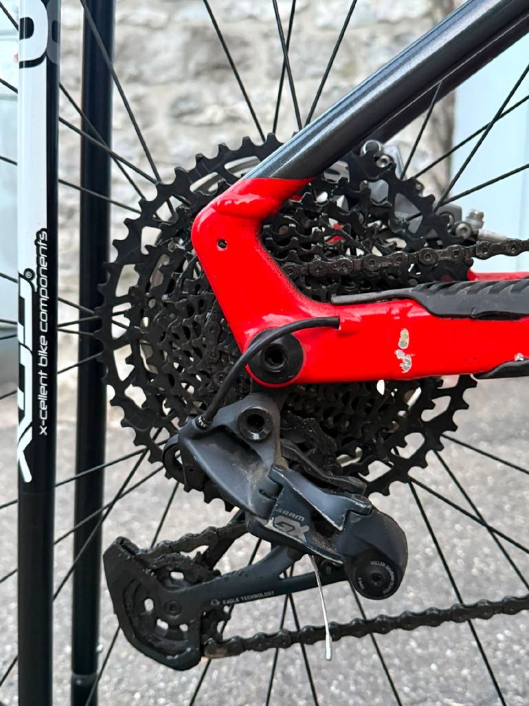 Used Mondraker LEVEL RR 2024 2024 Mountainbike, Red, 29, 27.5 — image 16 of 16