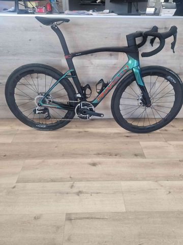 Używany Pinarello DOGMA X 2027 RED POWERMETER 2027 Road & Gravel