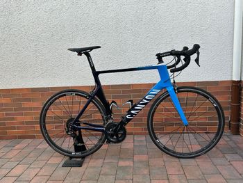 Gebrauchtes Canyon Aeroad CF SL 7.0 2020 2020 Road & Gravel, Blau — Bild 1 von 8
