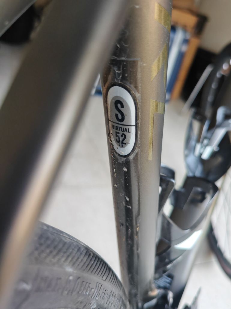 Gebrauchtes Scott Addict 20 2022 2022 Road & Gravel, Schwarz — Bild 4 von 9