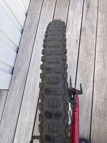 Trek Remedy 7 2022 2022 Mountainbike usato, Rosso — immagine 15 di 19