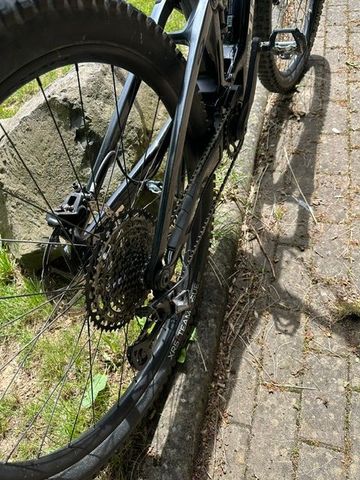 Gebrauchtes Trek Fuel EXe 9.7 2023 2023 Mountainbike, Hellgrau, 29 — Bild 4 von 10