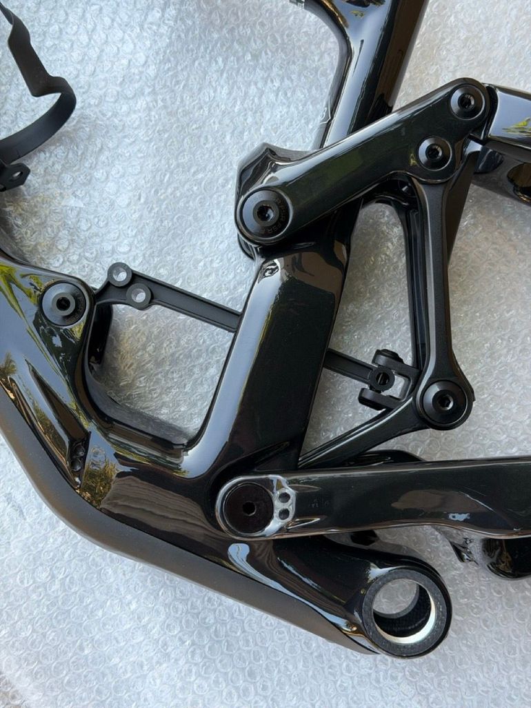 Used Specialized S-Works Enduro Frameset 2025 Frameset 2025 Mountainbike, Black, 29 — image 6 of 10