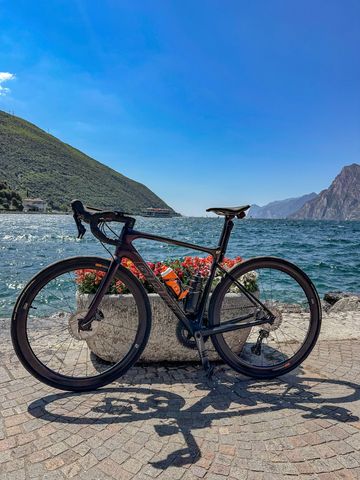 Used Giant Defy, Advanced Pro 2 2021 2021 Road & Gravel