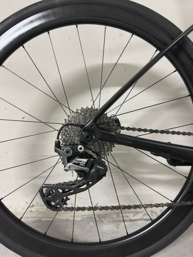 Giant Defy, Advanced Pro 2 2021 2021 Road & Gravel usato, Viola — immagine 4 di 10