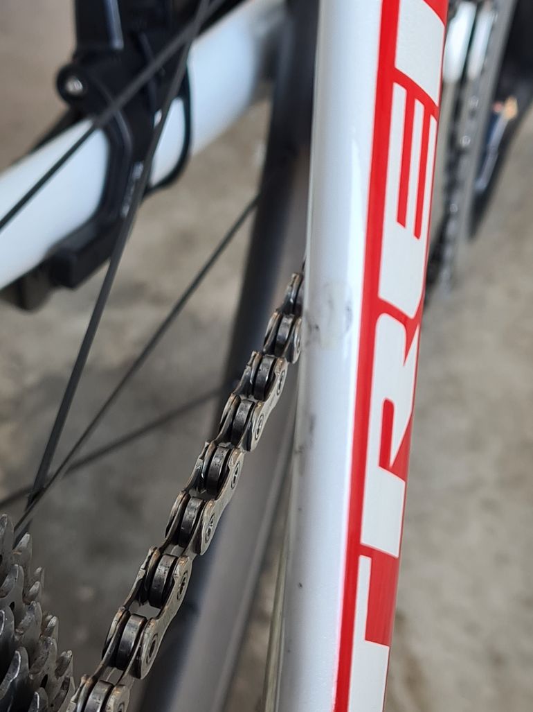 Używany Trek Madone 6.9 2009 2009 Road & Gravel — zdjęcie 6 z 8