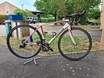 Używany Trek Madone 6.9 2009 2009 Road & Gravel — zdjęcie 1 z 8