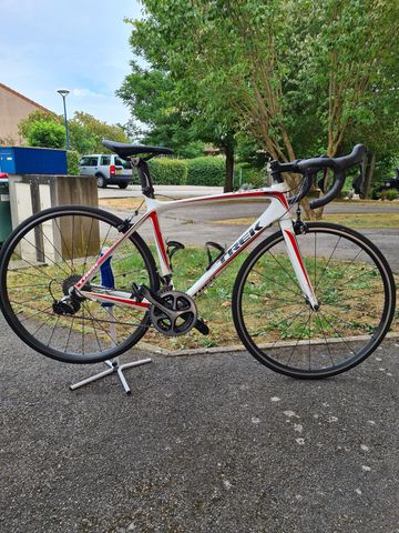 Used Trek Madone 6.9 2009 2009 Road & Gravel, White — image 7 of 8
