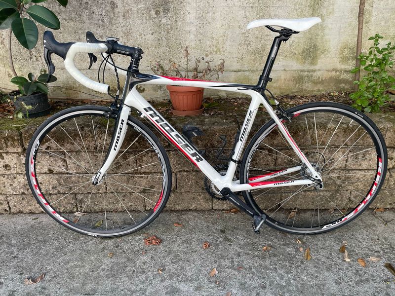Used Moser Custom Campagnolo Veloce 2012 Road & Gravel