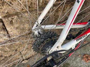 Used Moser Custom Campagnolo Veloce 2012 Road & Gravel, White — image 10 of 15