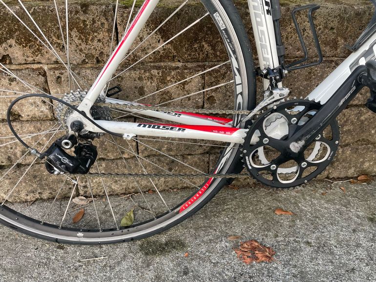 Used Moser Custom Campagnolo Veloce 2012 Road & Gravel, White — image 8 of 15