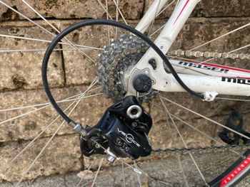 Used Moser Custom Campagnolo Veloce 2012 Road & Gravel, White — image 9 of 15